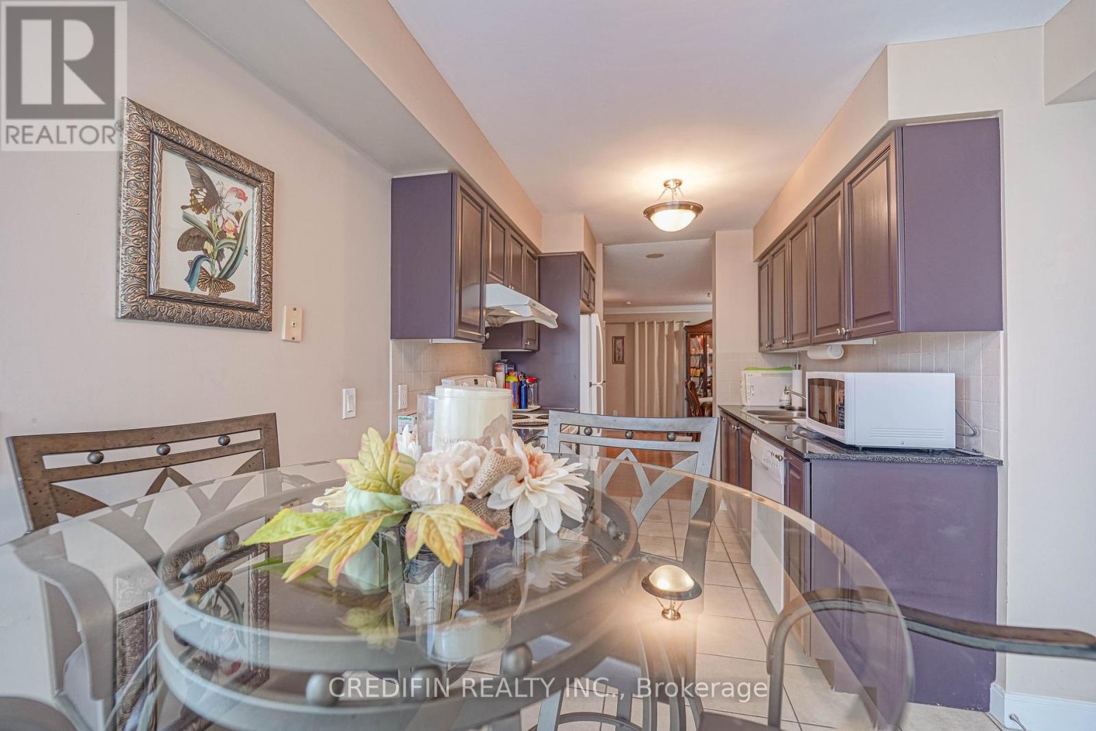 #1118 238 BONIS AVENUE - 18