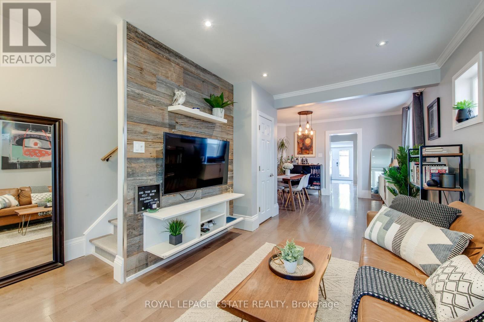 138 WOODMOUNT AVENUE - 1