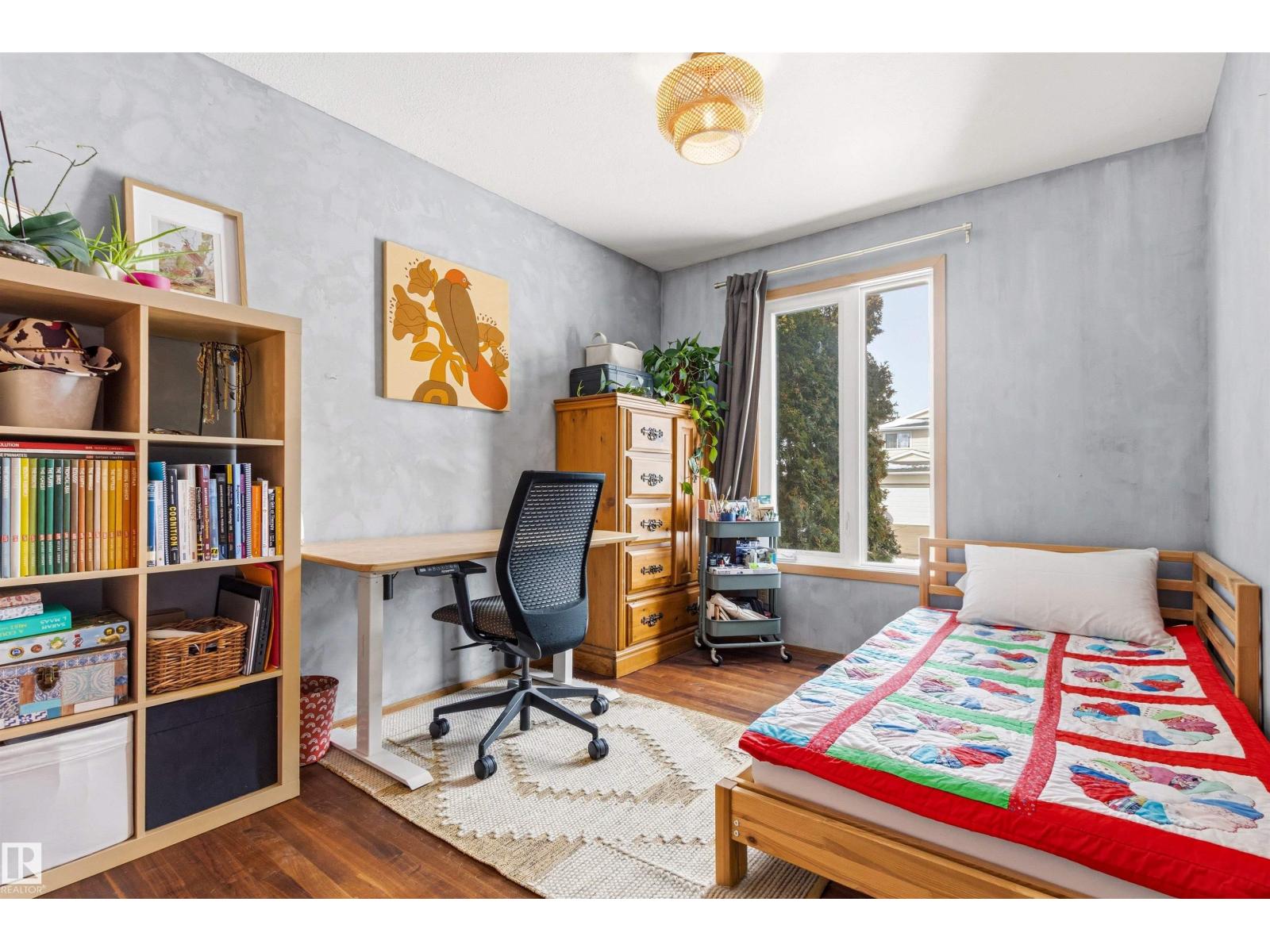 18315 68 AV NW, Edmonton