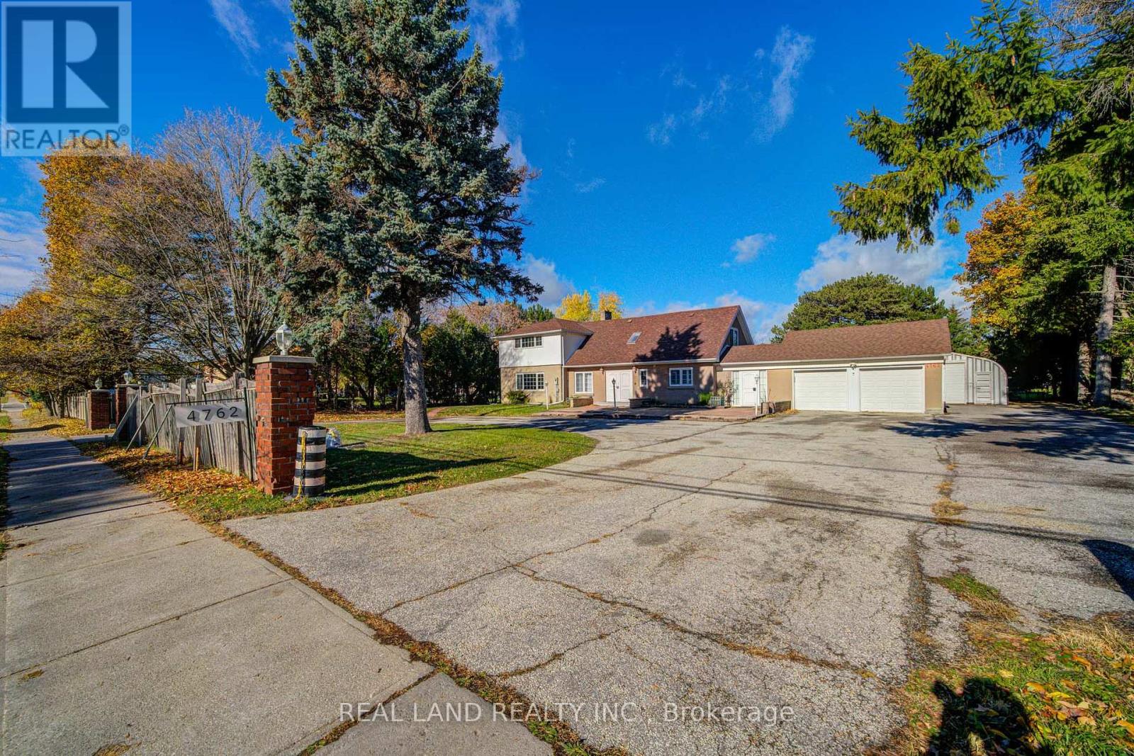 4762 14TH AVENUE - 2