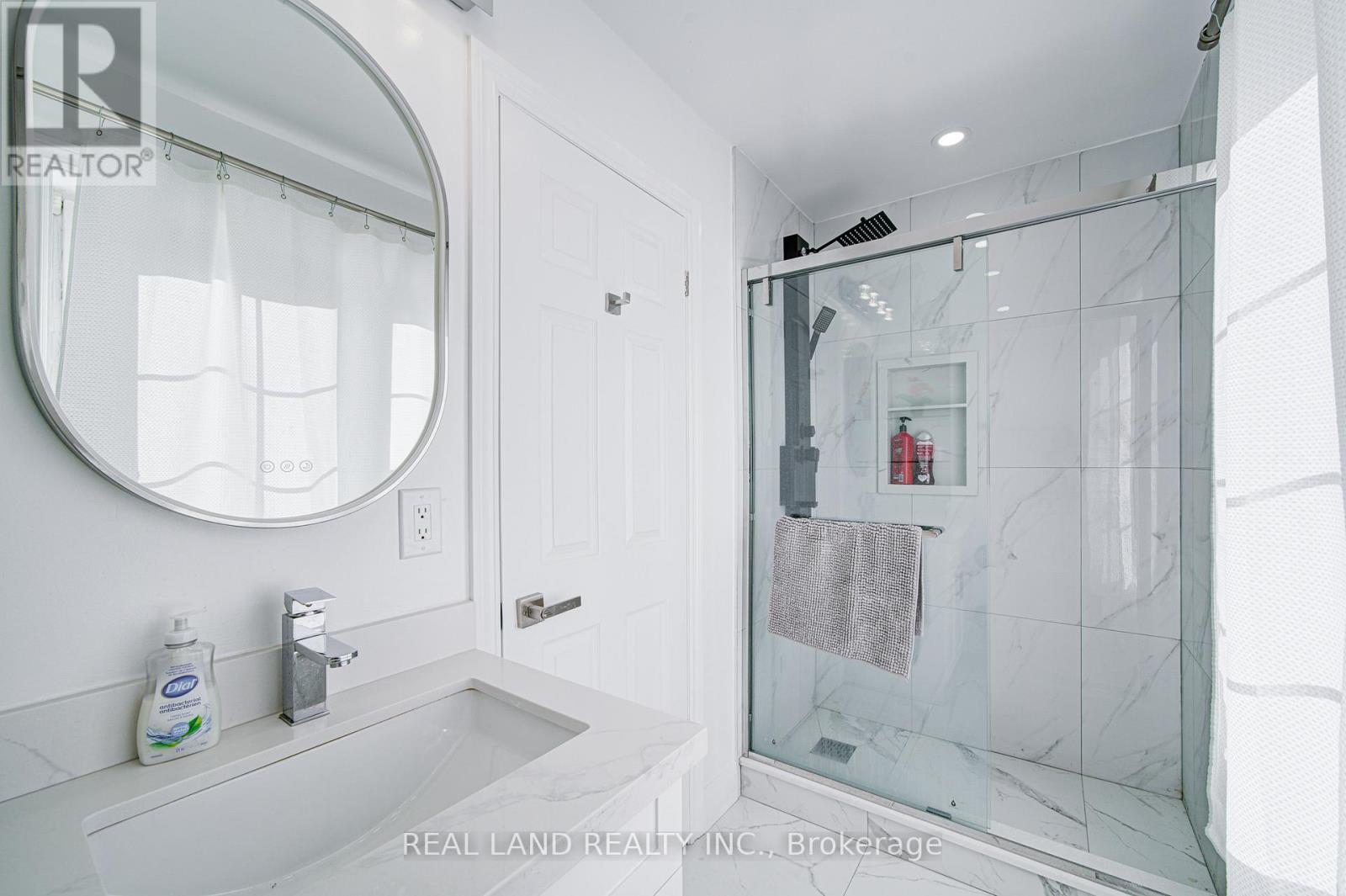 4762 14TH AVENUE - 22
