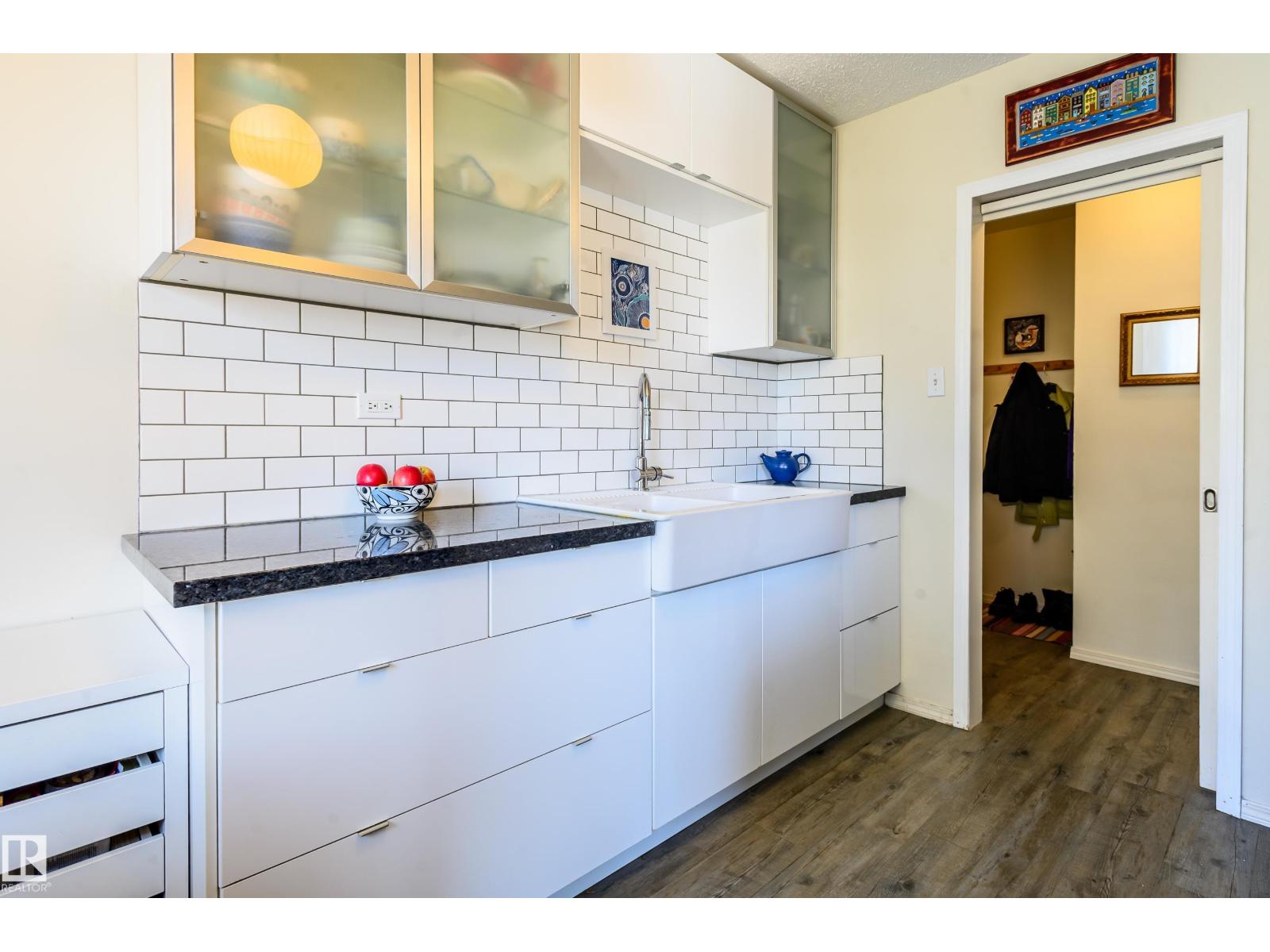 #12 6805 112 ST NW, Edmonton