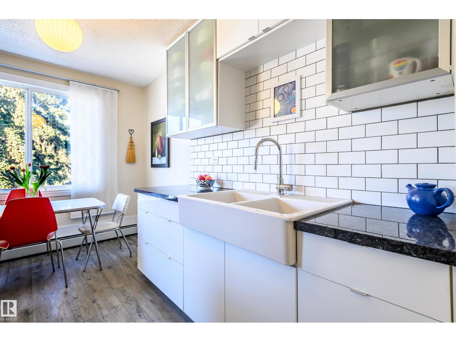 #12 6805 112 ST NW, Edmonton