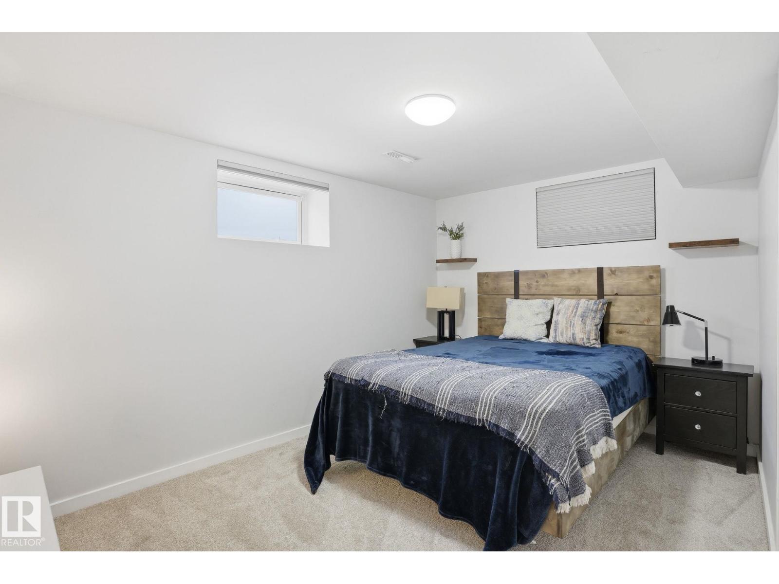 15702 86 AV NW, Edmonton