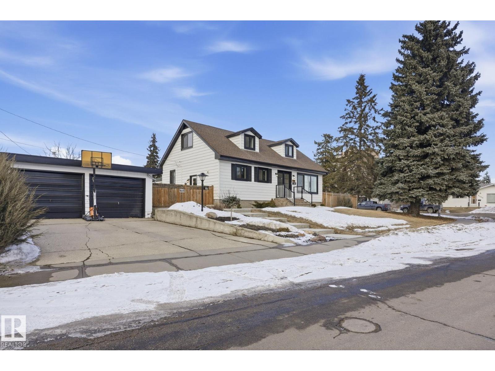 15702 86 AV NW, Edmonton