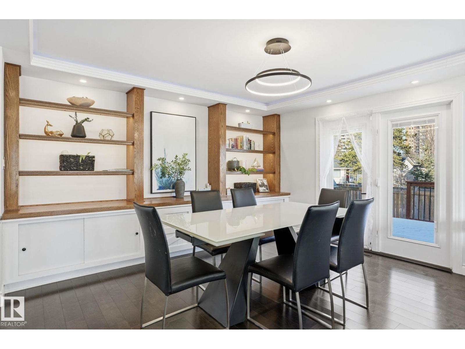 15702 86 AV NW, Edmonton