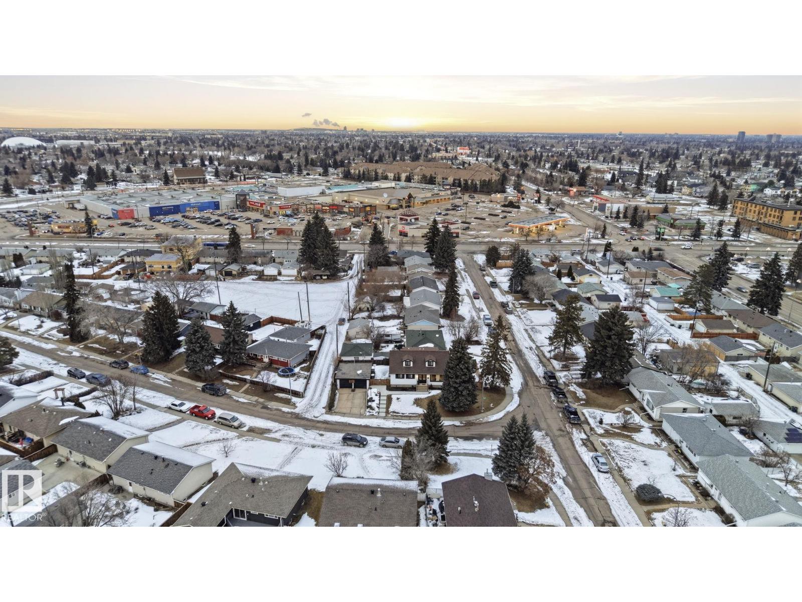 15702 86 AV NW, Edmonton