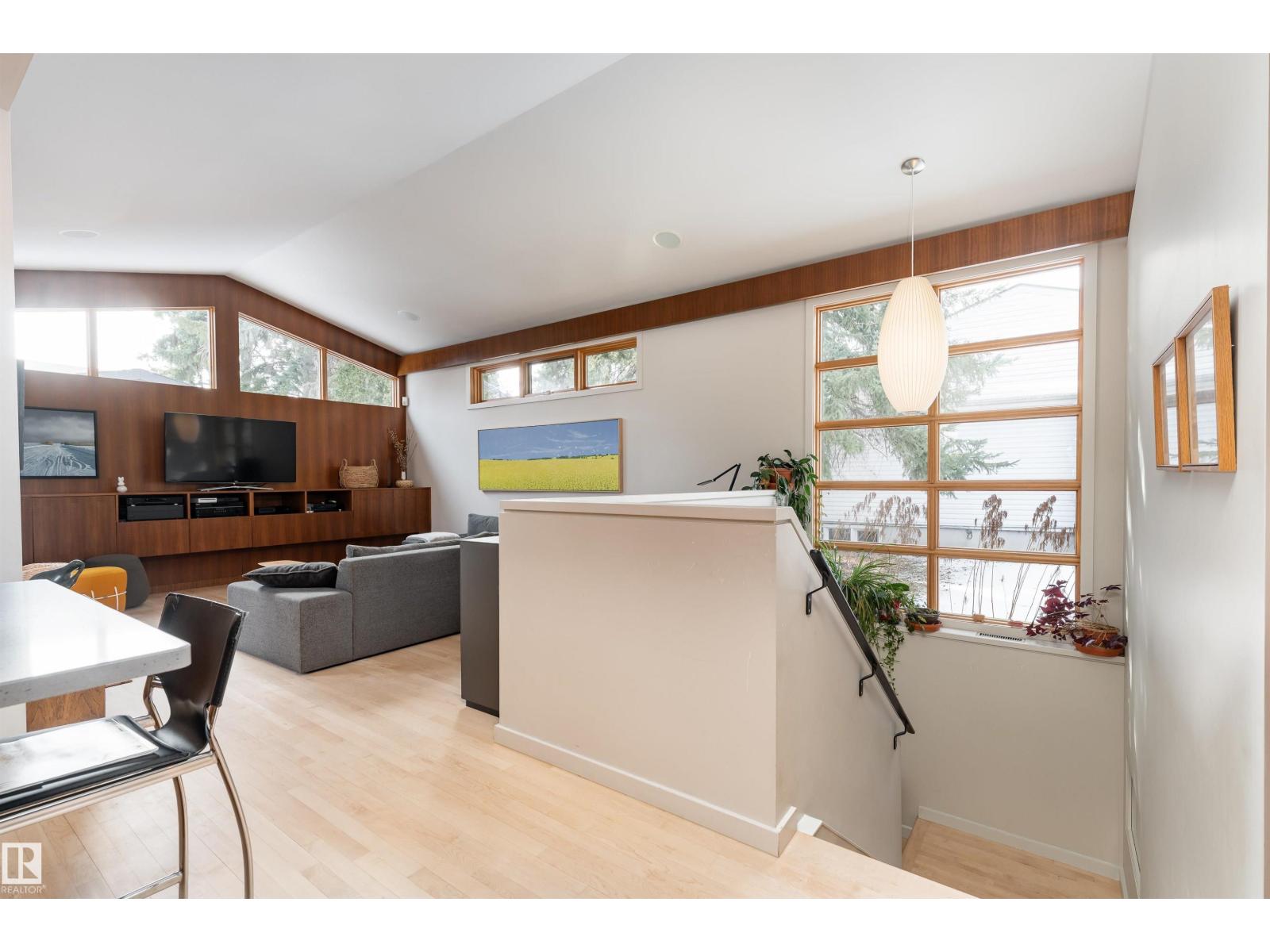 9715 141 ST NW, Edmonton