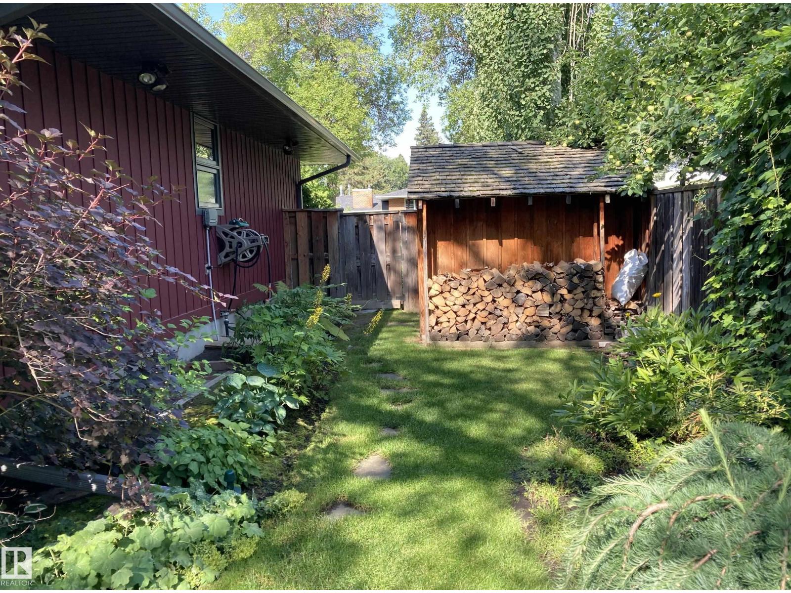 9715 141 ST NW, Edmonton