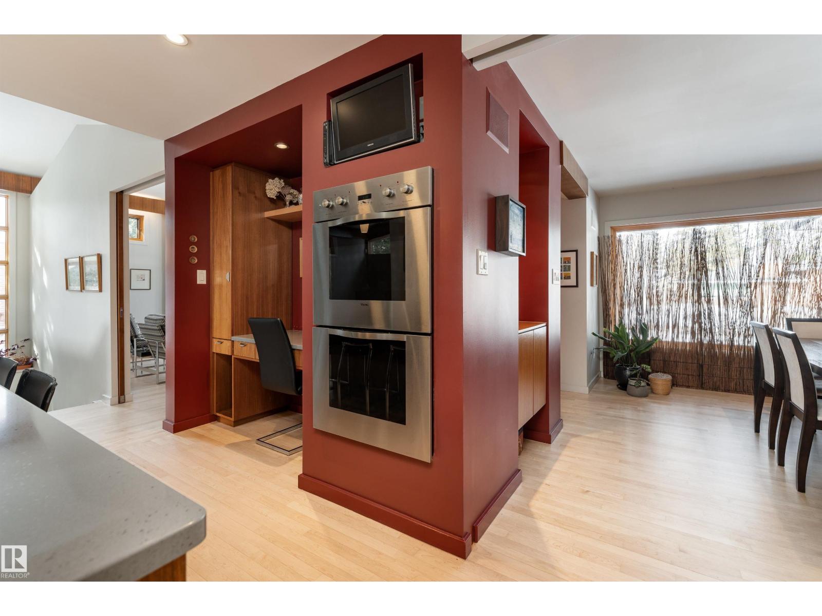 9715 141 ST NW, Edmonton