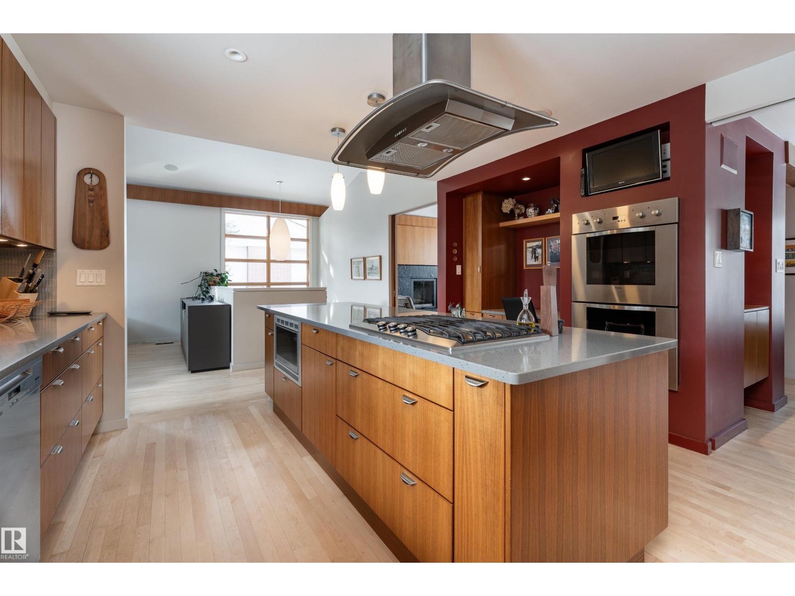 9715 141 ST NW, Edmonton