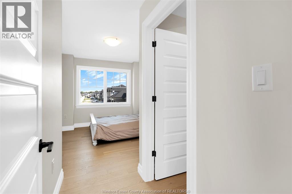 54 BELLEVIEW DRIVE - 26