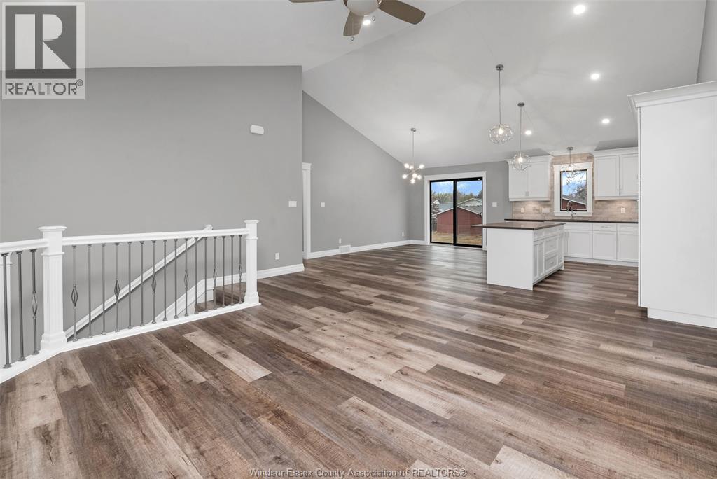 52 BELLEVIEW DRIVE - 13