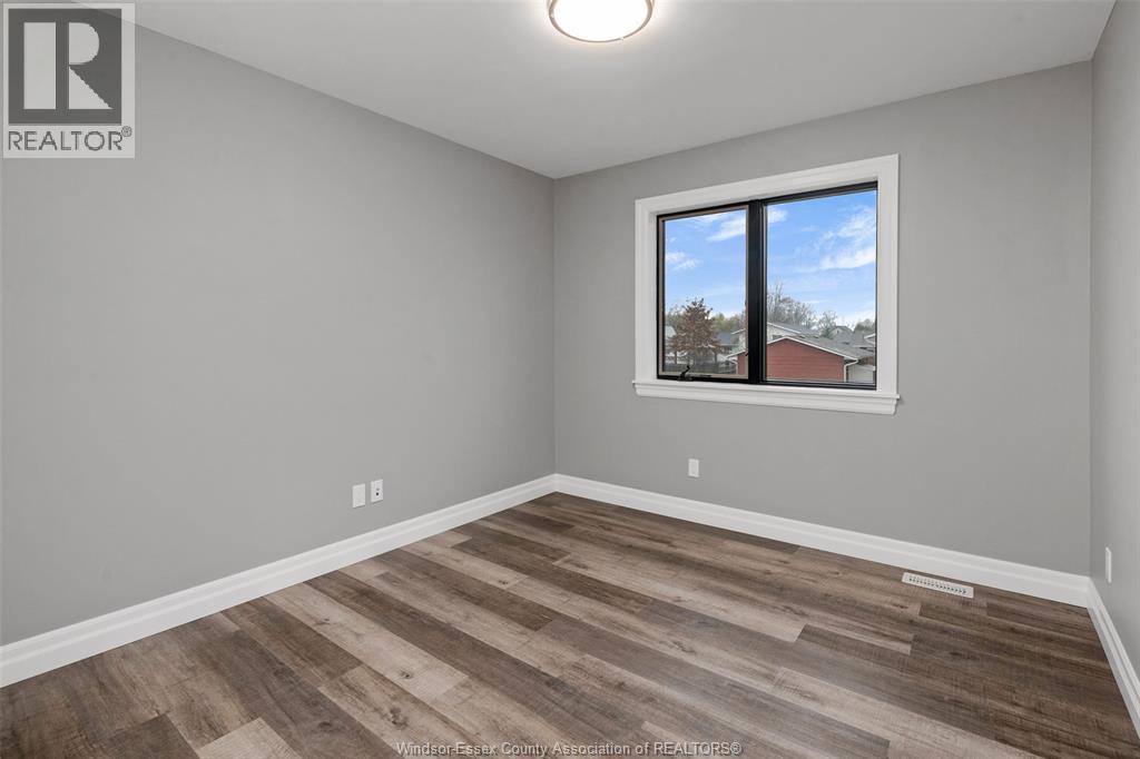 52 BELLEVIEW DRIVE - 19