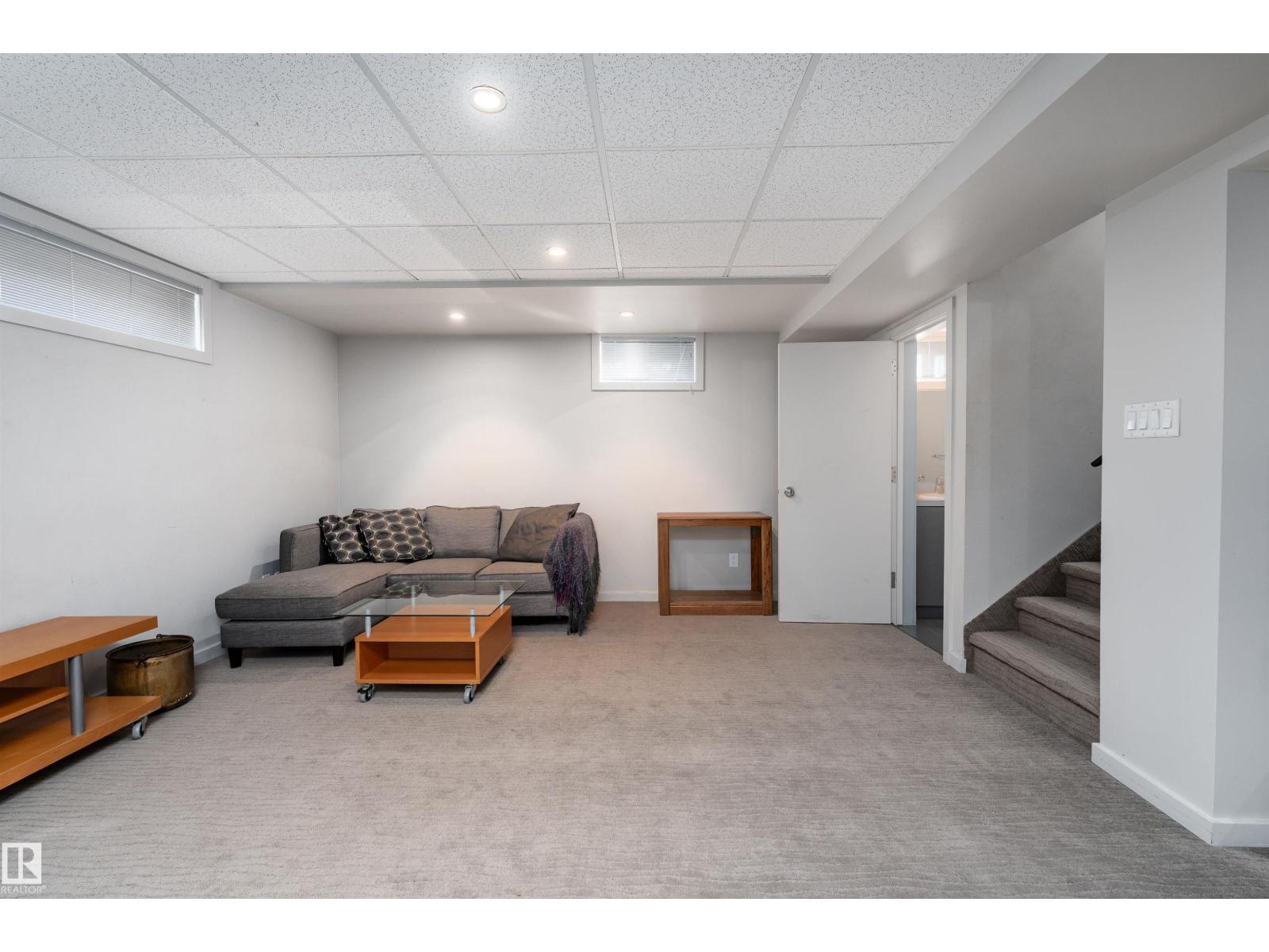 9715 141 ST NW, Edmonton