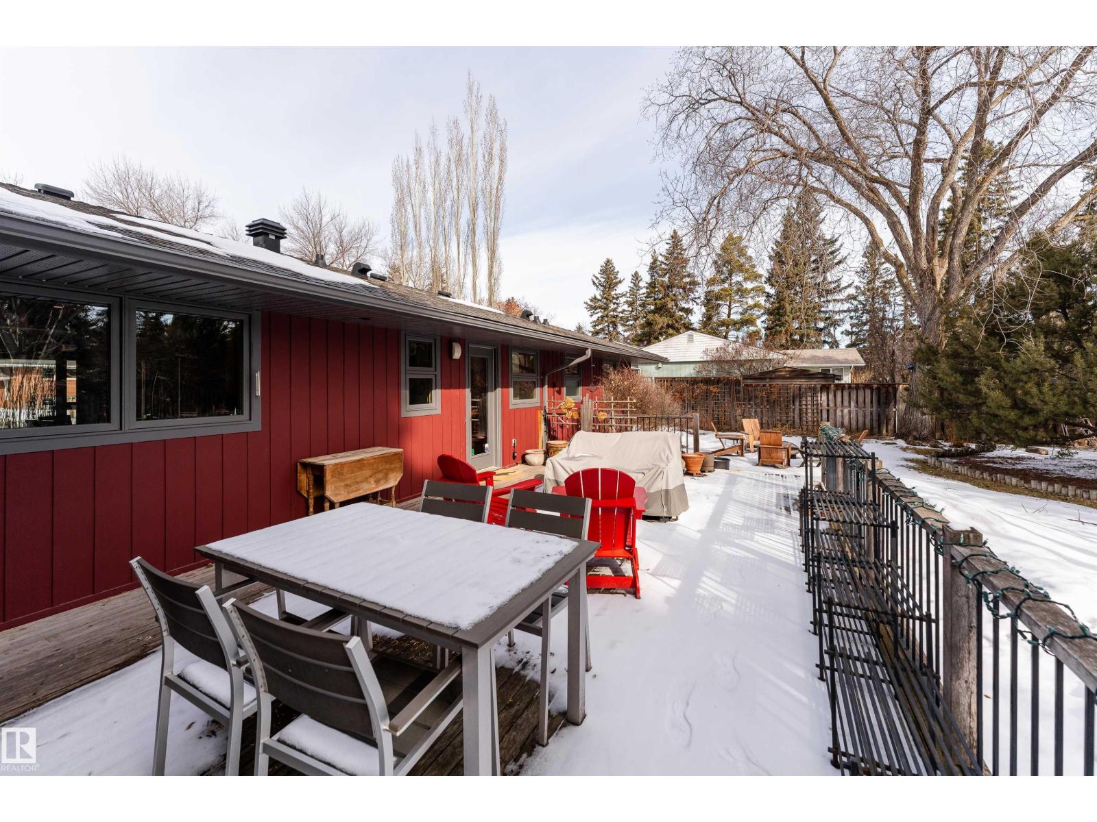 9715 141 ST NW, Edmonton