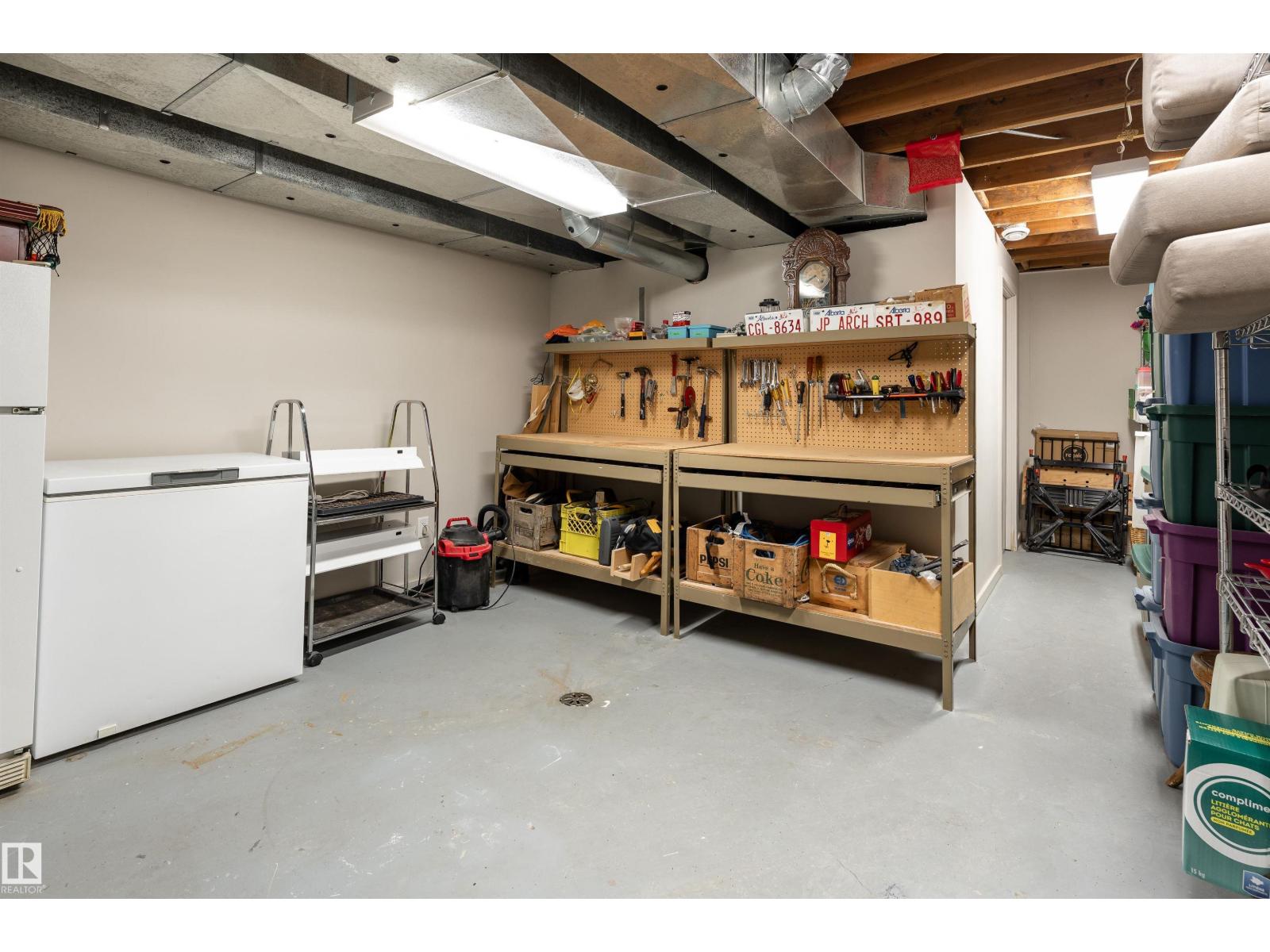 9715 141 ST NW, Edmonton