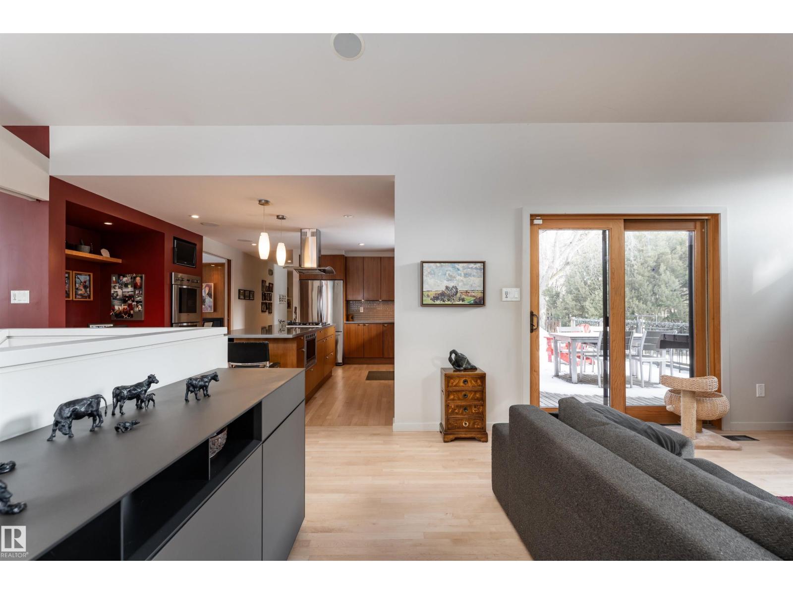 9715 141 ST NW, Edmonton