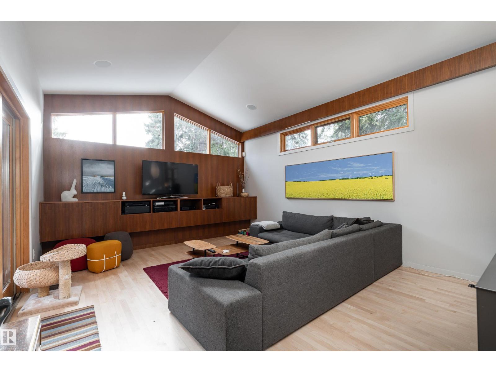 9715 141 ST NW, Edmonton