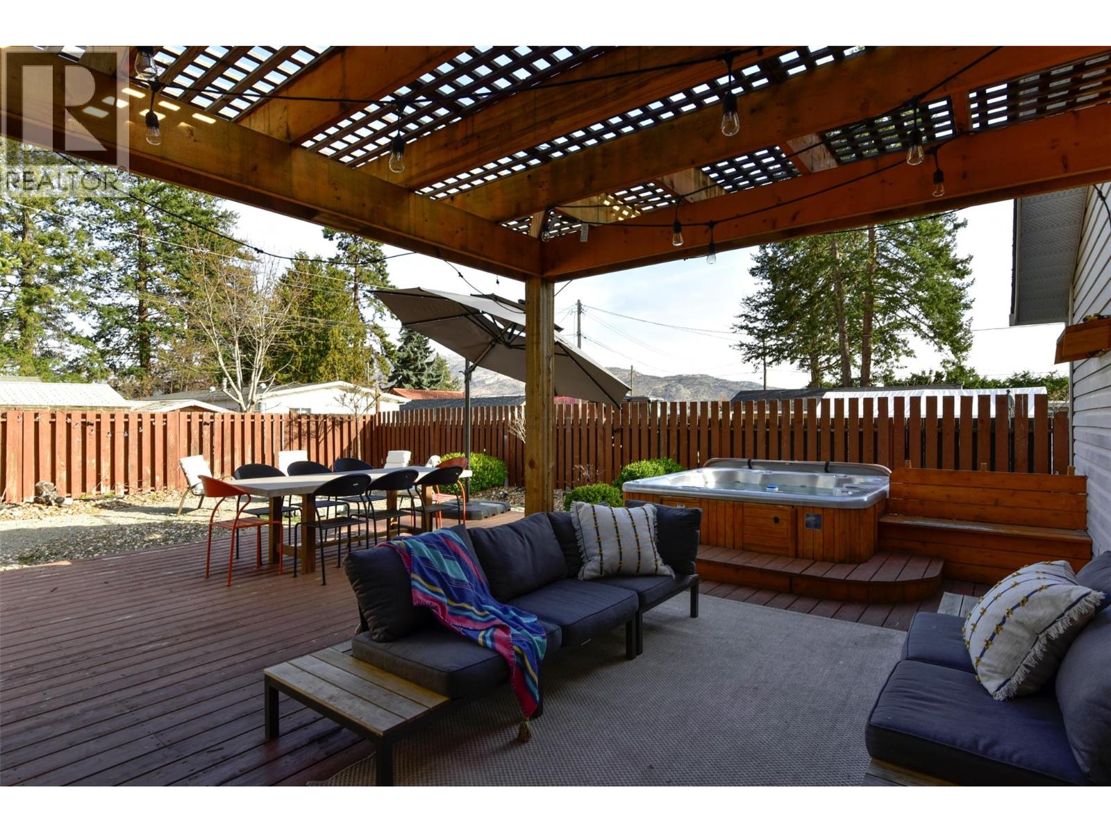 4311 11th Street, Peachland