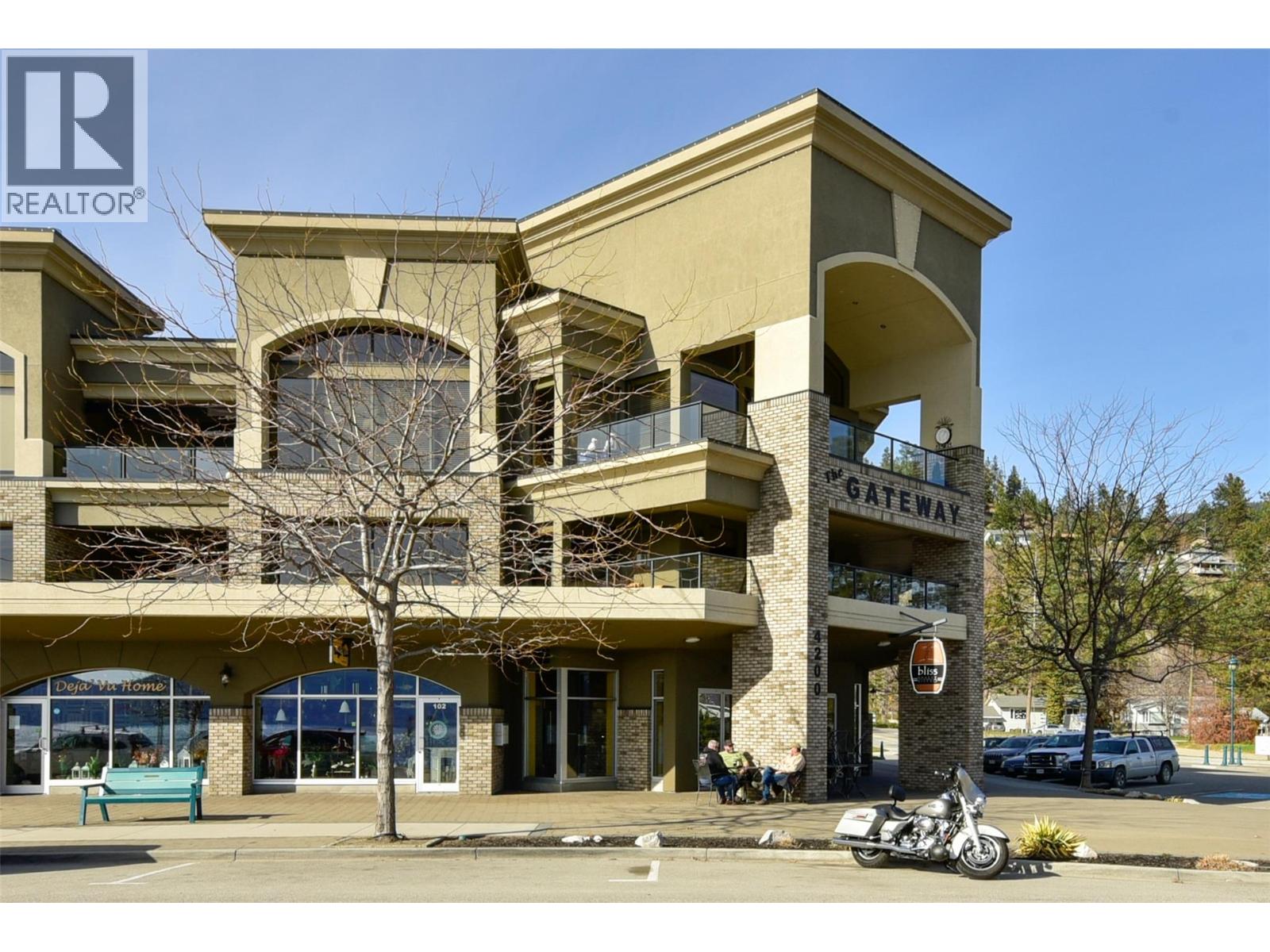 4311 11th Street, Peachland