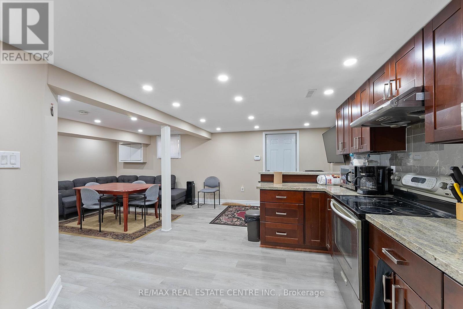 62 FLAMINGO CRESCENT, Brampton (Southgate), Ontario