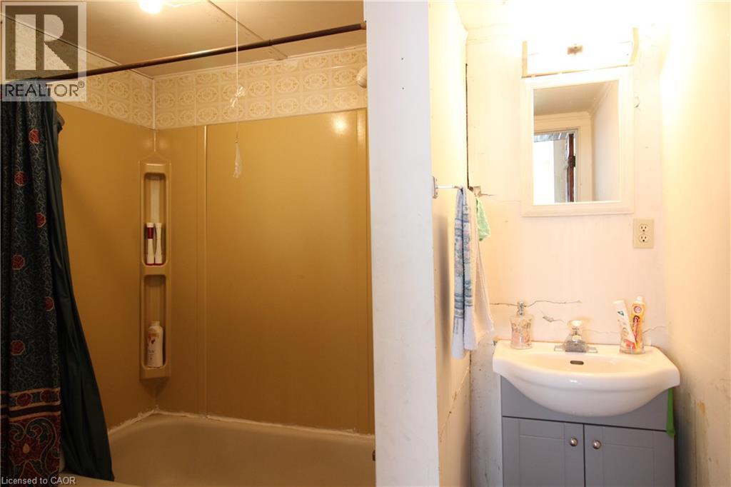 312 RIDGEWAY Road - 16