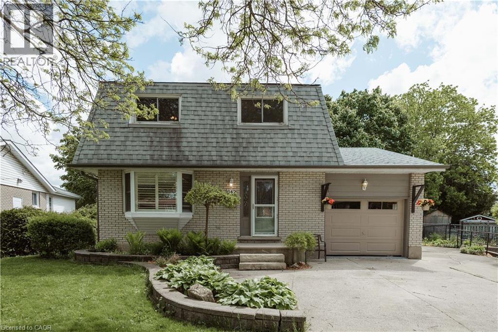 642 CEDARGROVE Place - 1
