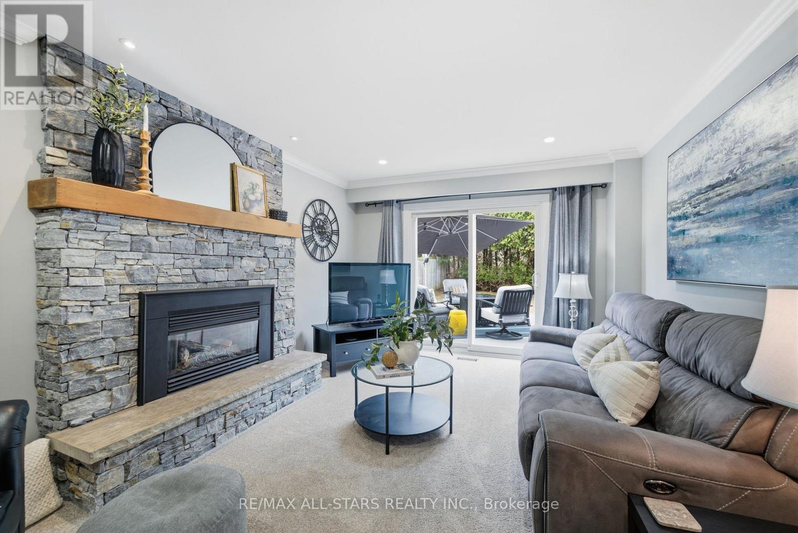 595 WALSH DRIVE - 15