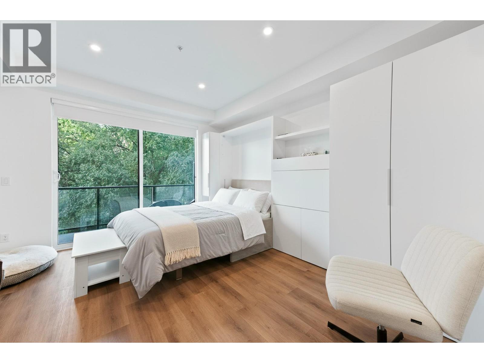 306 1274 Devonshire Avenue, Kelowna