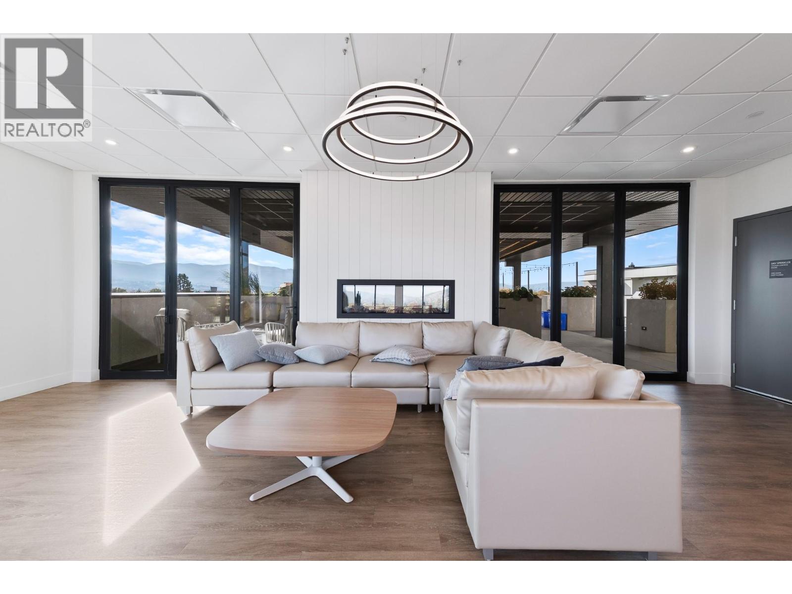 306 1274 Devonshire Avenue, Kelowna