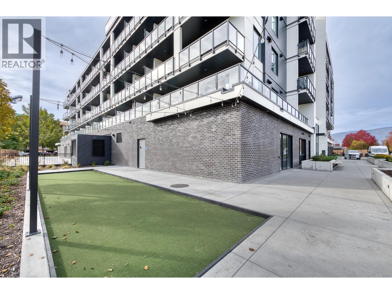 306 1274 Devonshire Avenue, Kelowna