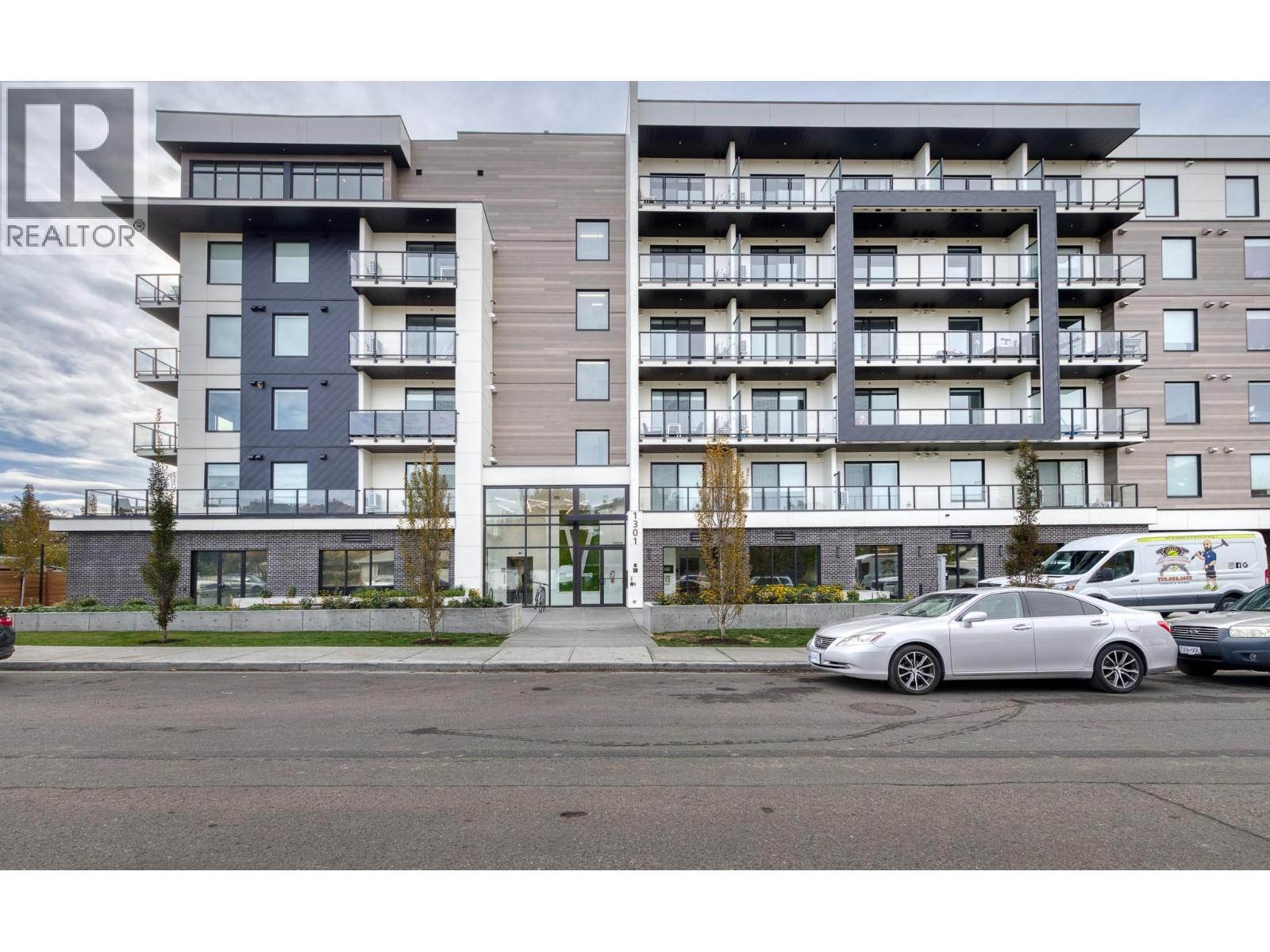 306 1274 Devonshire Avenue, Kelowna