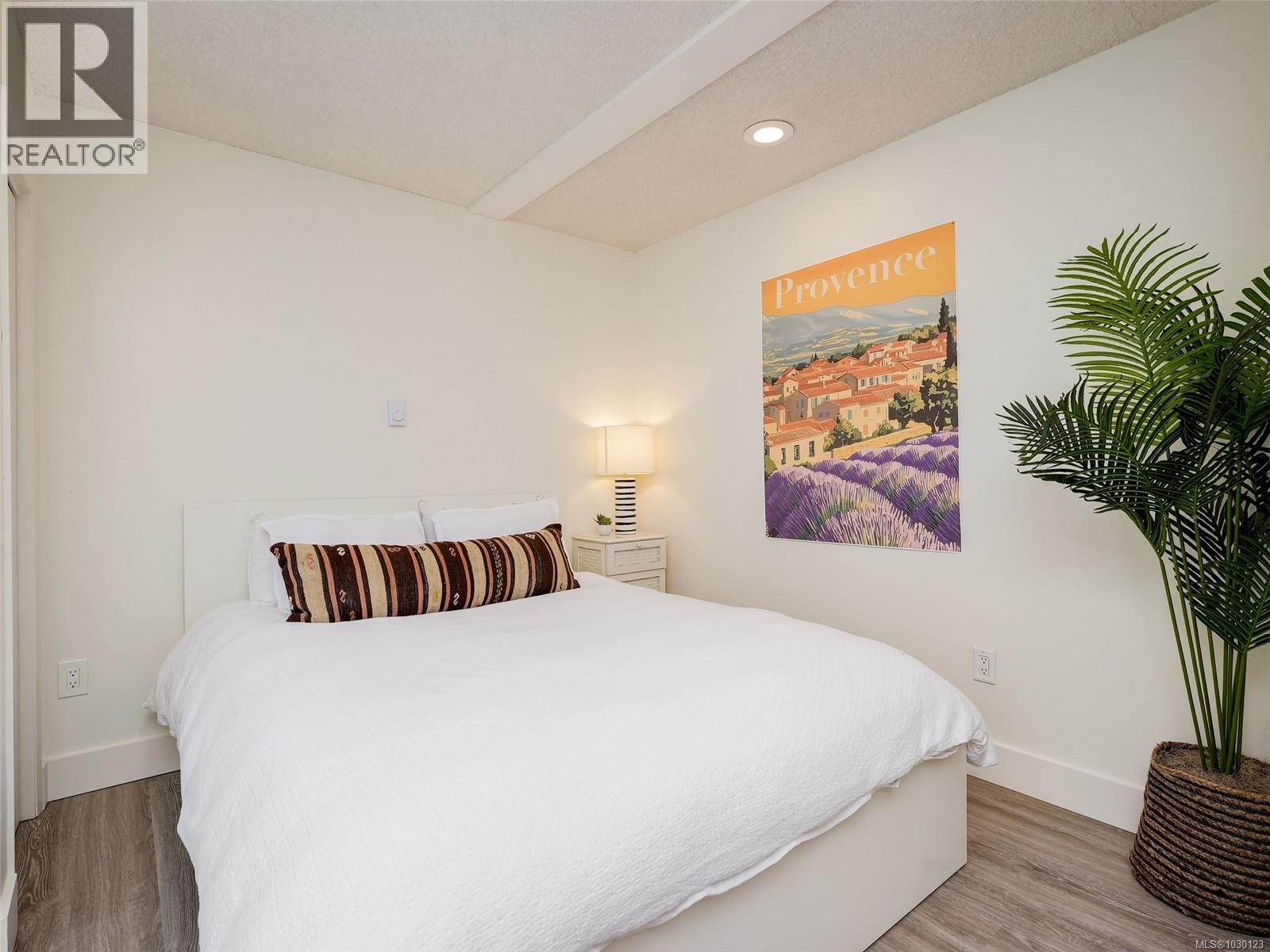 1016 Clarke Rd, Central Saanich