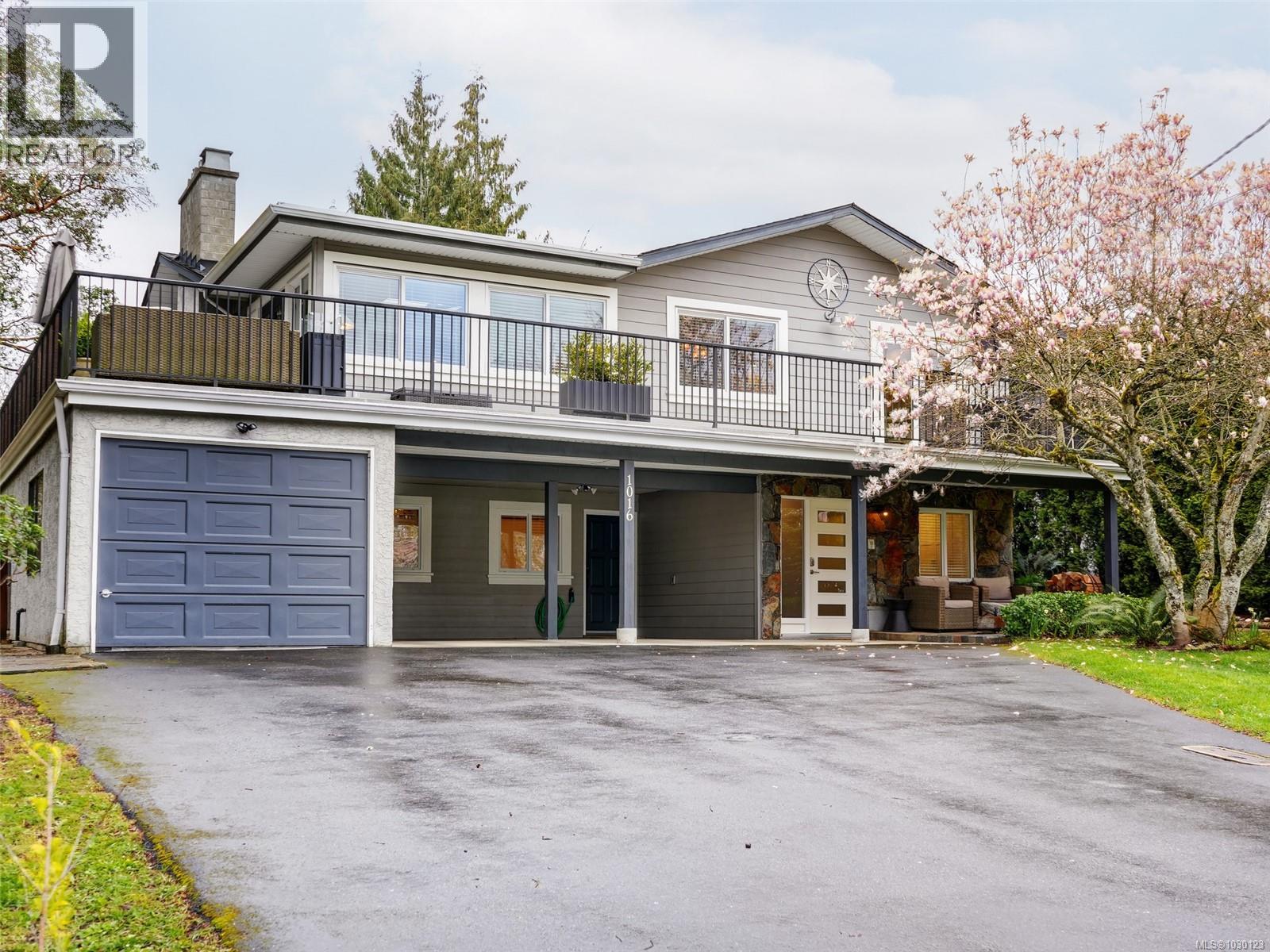 1016 Clarke Rd, Central Saanich