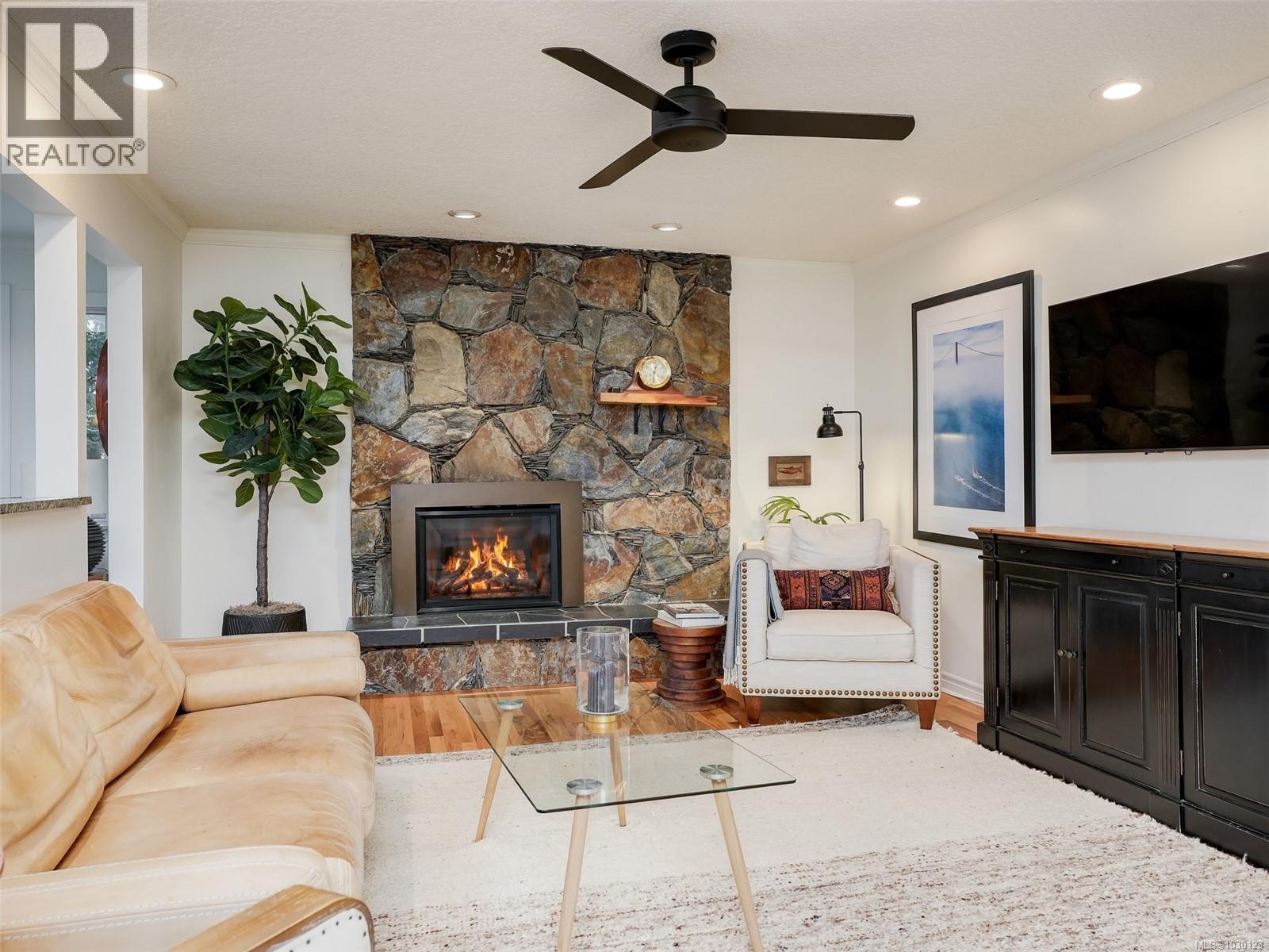 1016 Clarke Rd, Central Saanich