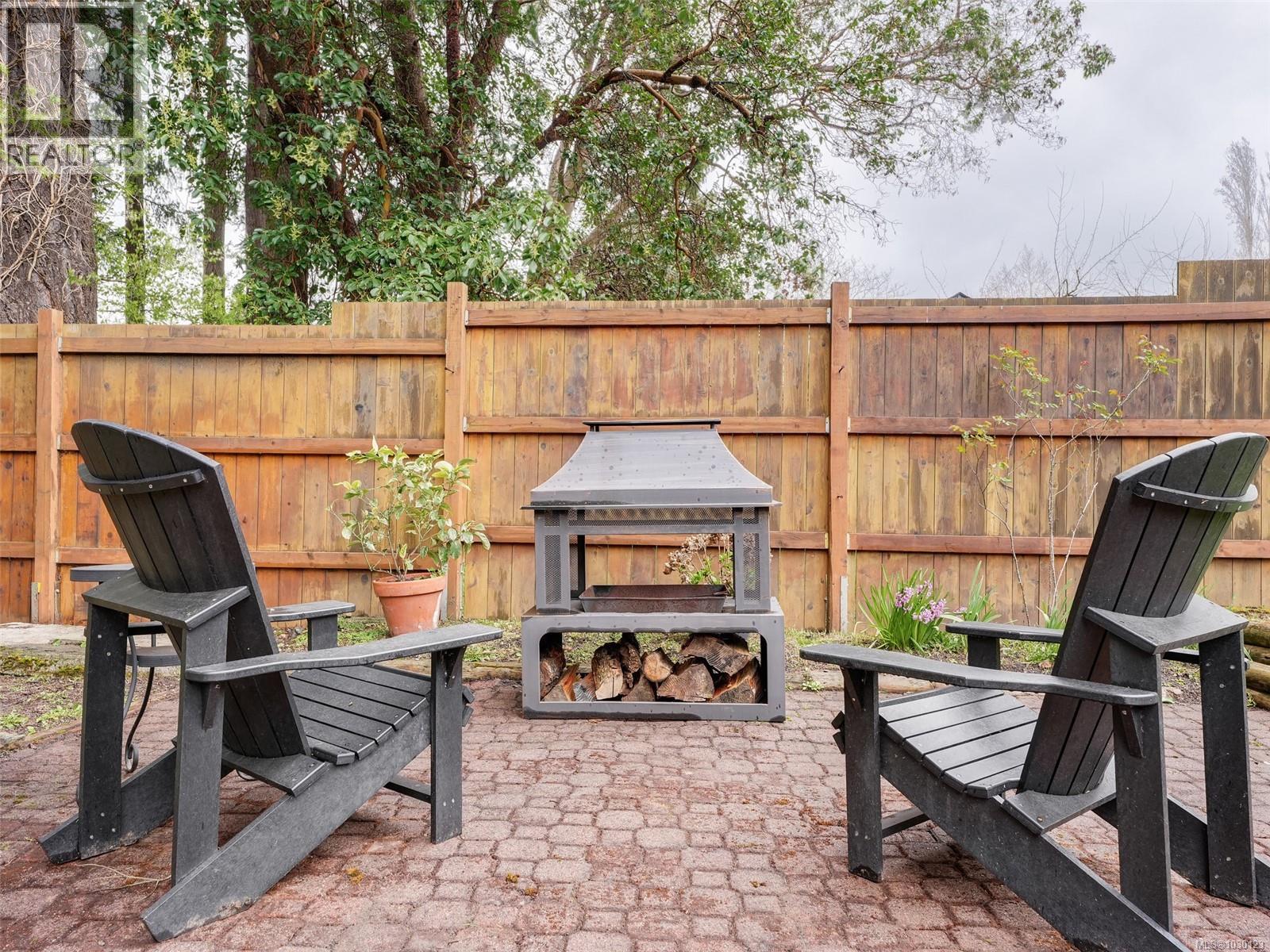 1016 Clarke Rd, Central Saanich