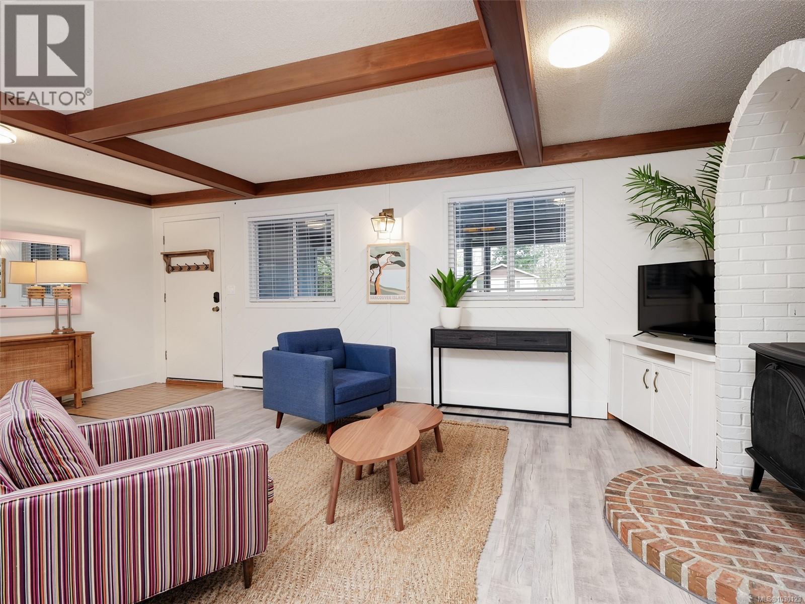 1016 Clarke Rd, Central Saanich