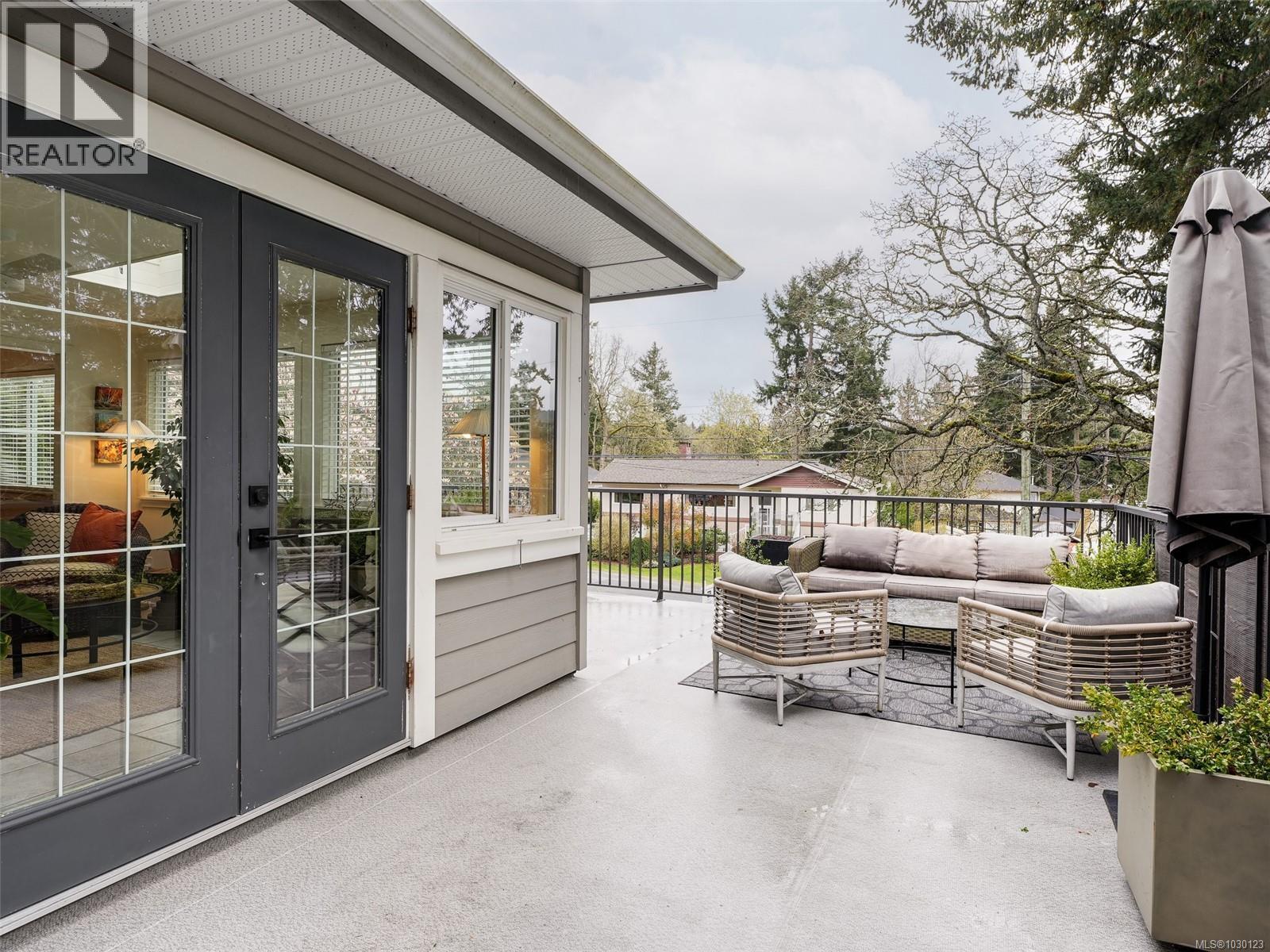 1016 Clarke Rd, Central Saanich