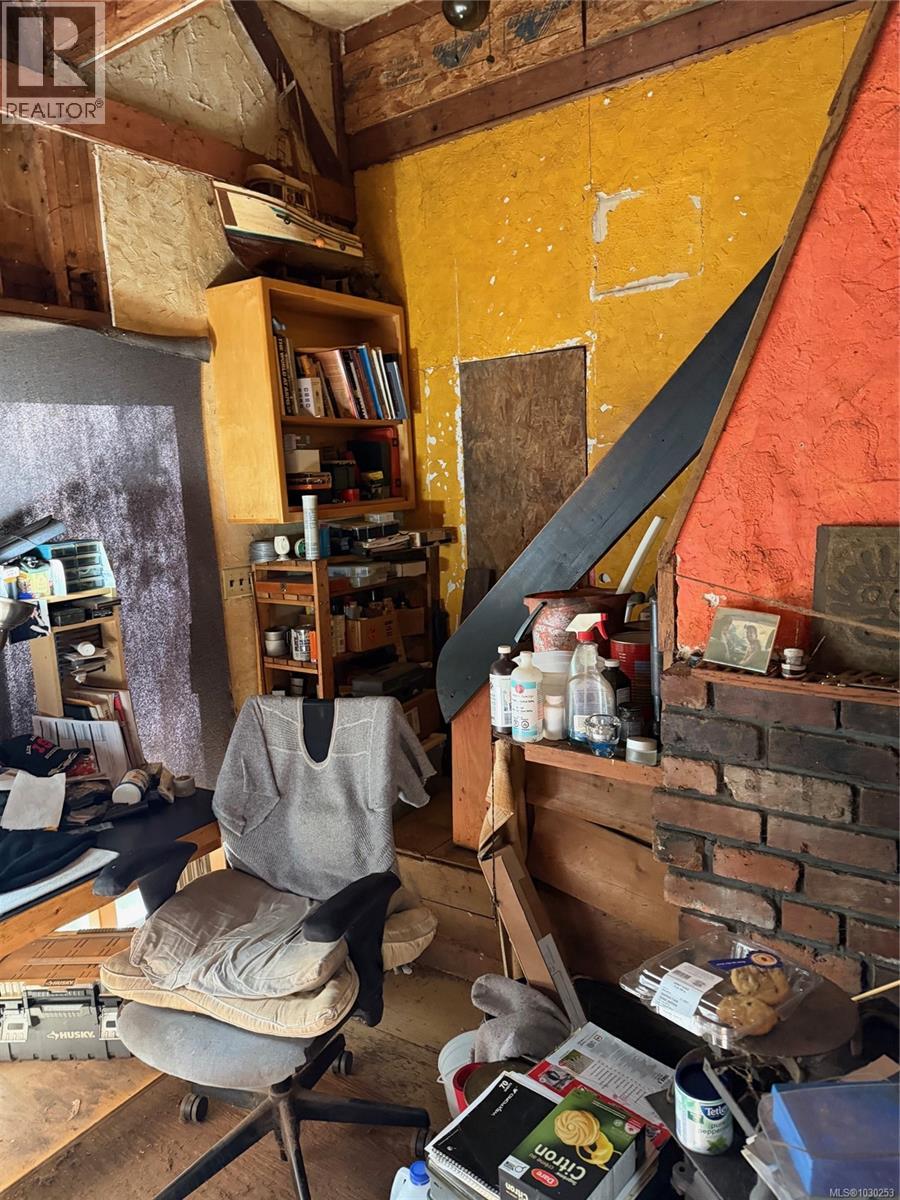 2359 KENDALL RD - 12