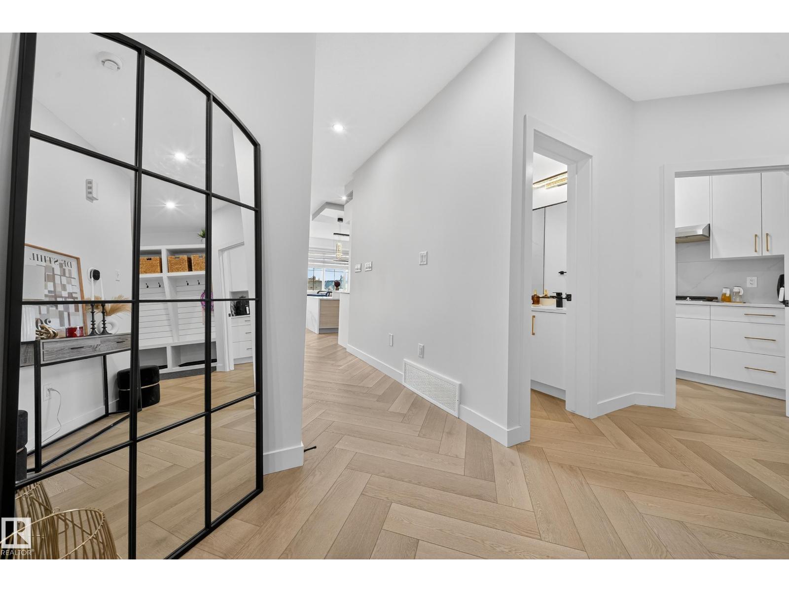 16527 3 ST NE, Edmonton