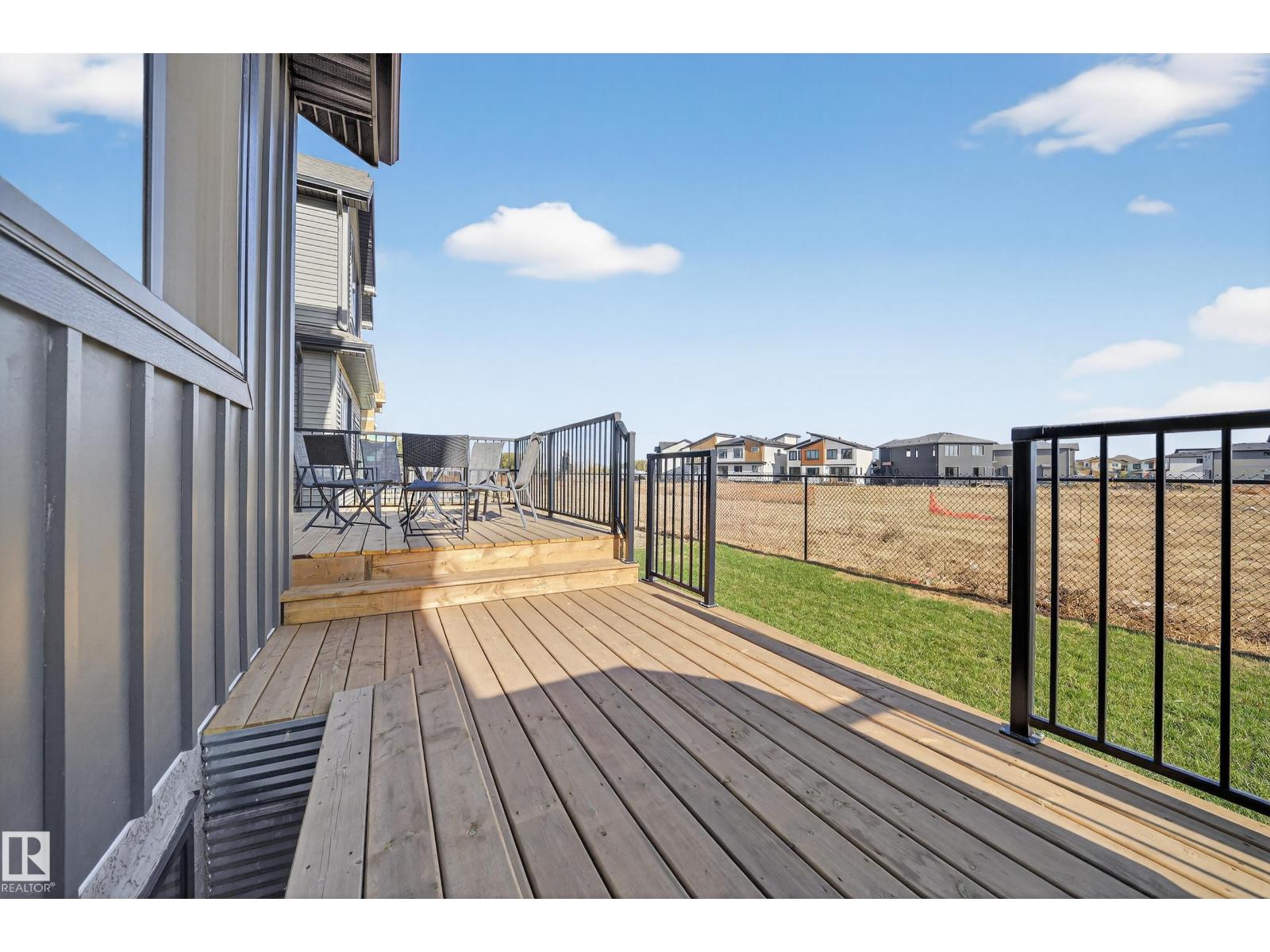 16527 3 ST NE, Edmonton