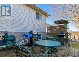 18 Hickory Boulevard W, Strathroy Caradoc, ON N7G4A9 Photo 23