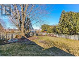 18 Hickory Boulevard W, Strathroy Caradoc, ON N7G4A9 Photo 24