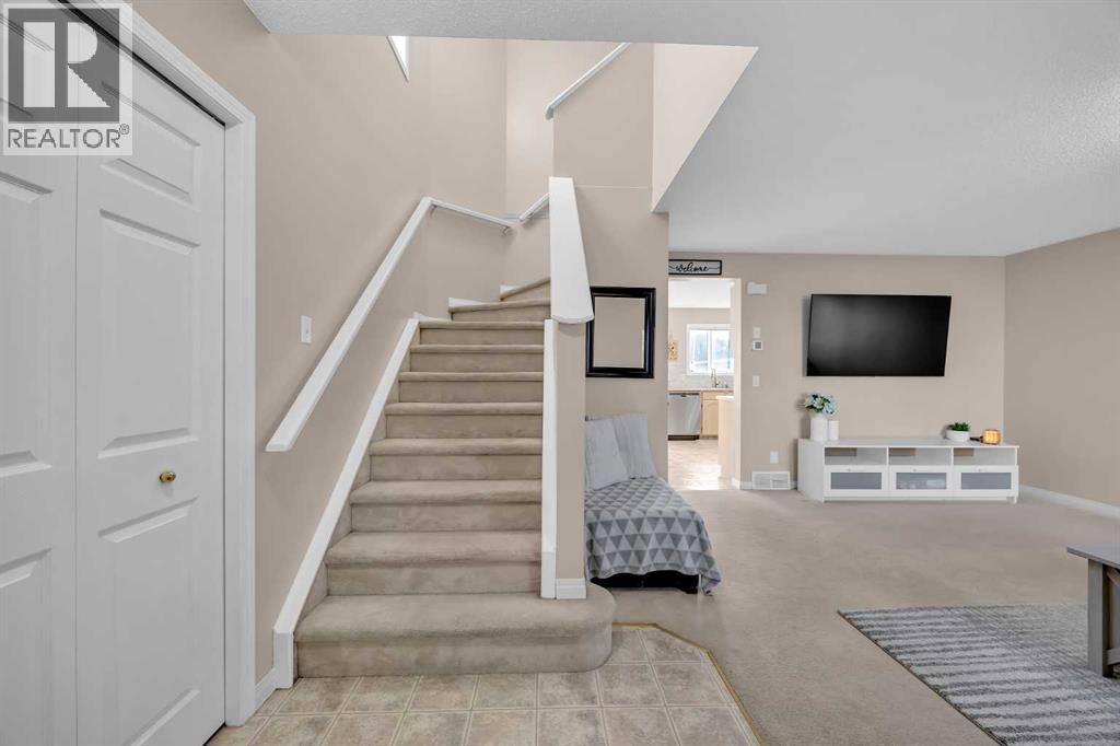 Single Family House for Sale in  Saddlemead Close NE Saddle Ridge Calgary 