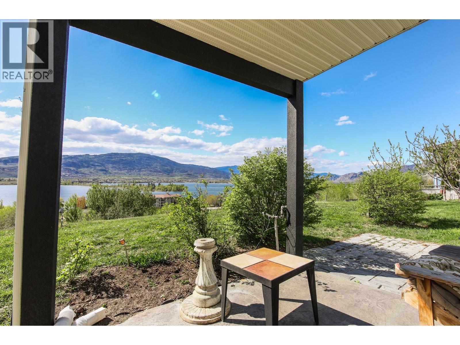 4004 39th Street, Osoyoos