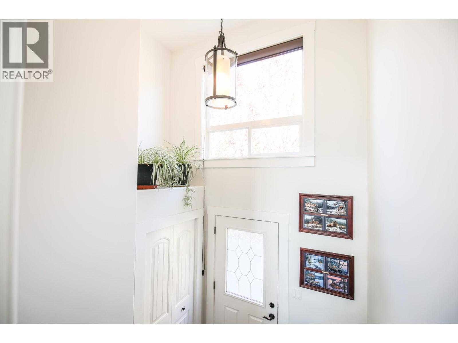 4004 39th Street, Osoyoos