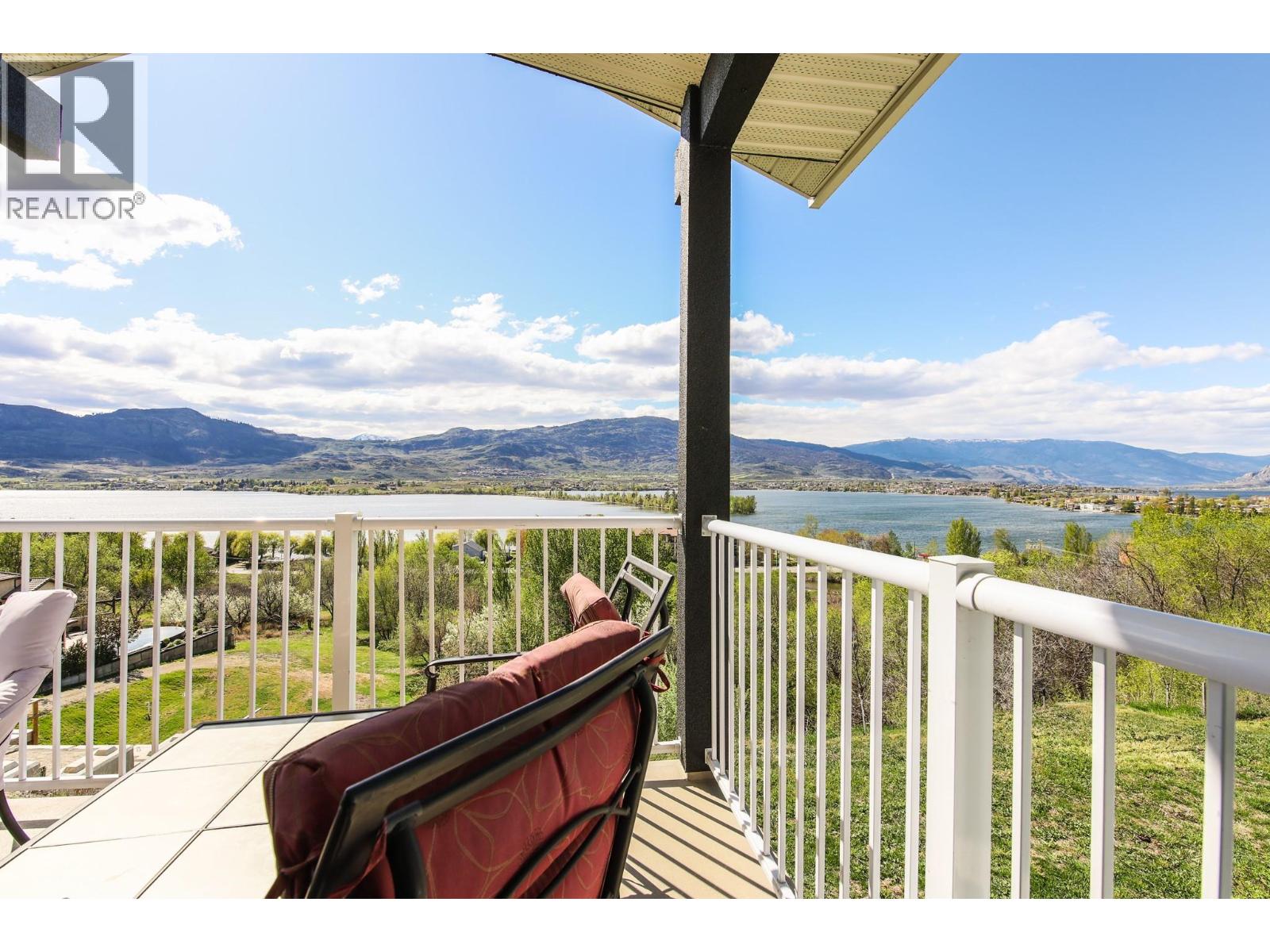 4004 39th Street, Osoyoos