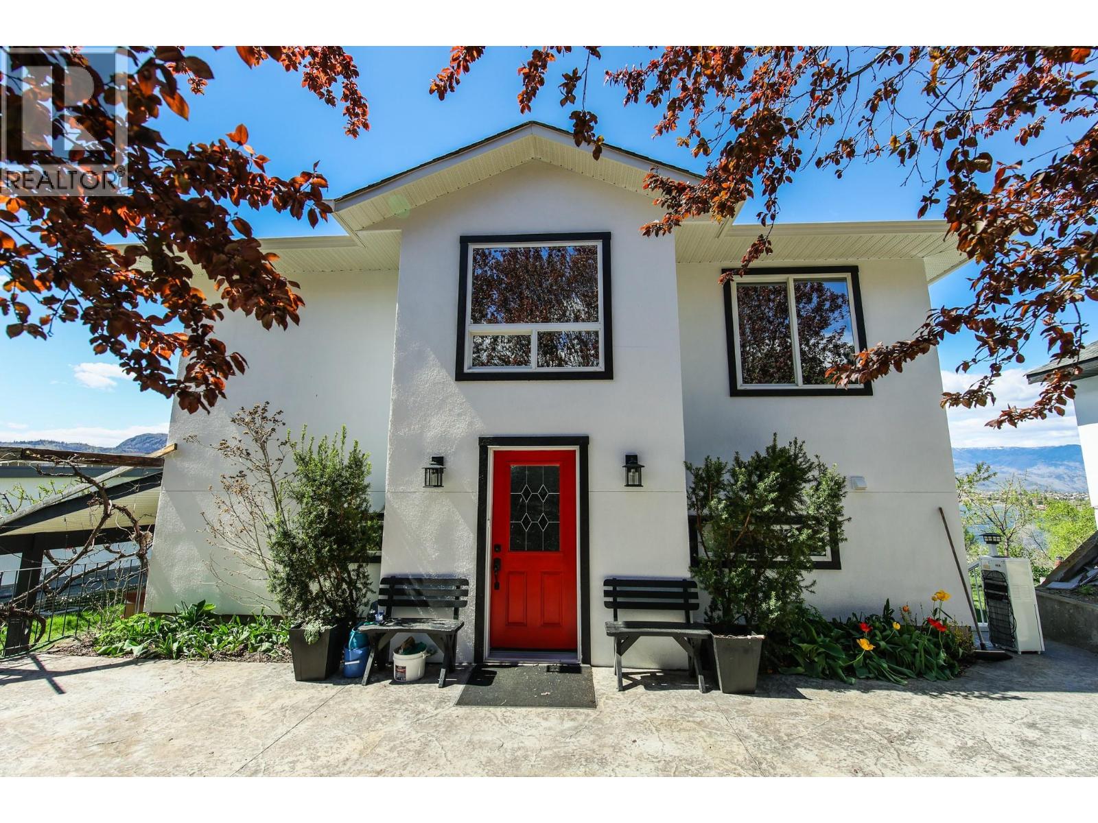 4004 39th Street, Osoyoos