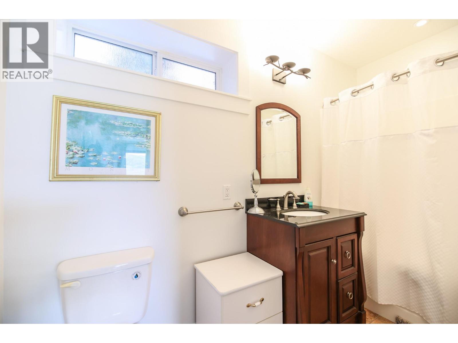 4004 39th Street, Osoyoos